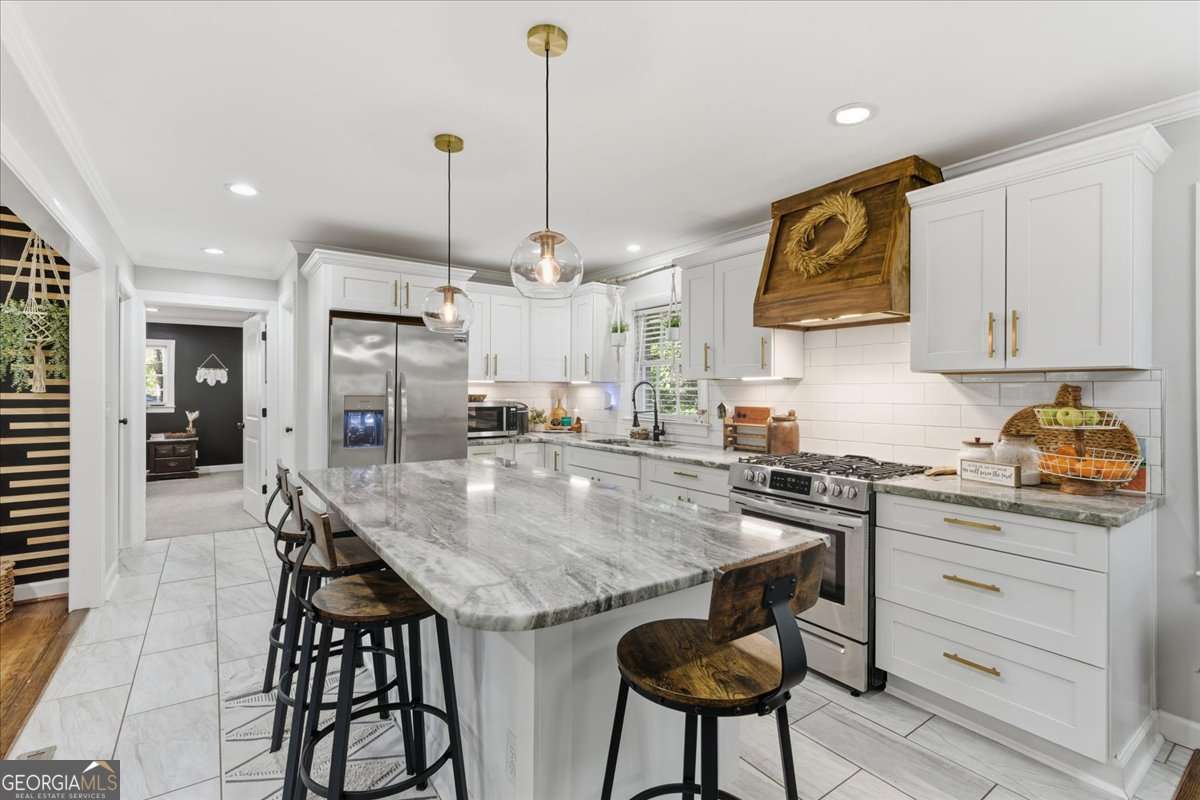 7 Thrushwood Road NE