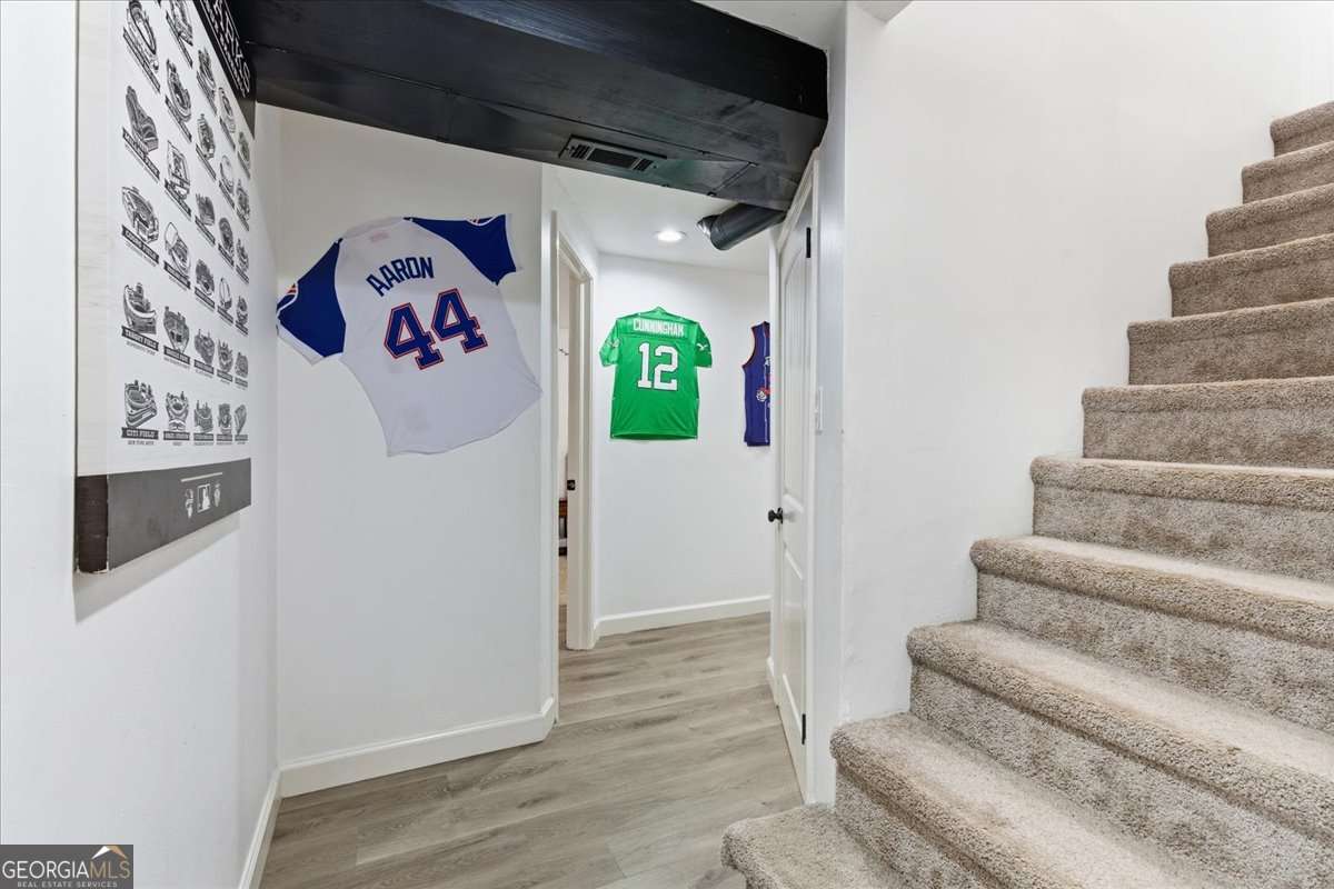 7 Thrushwood Road NE