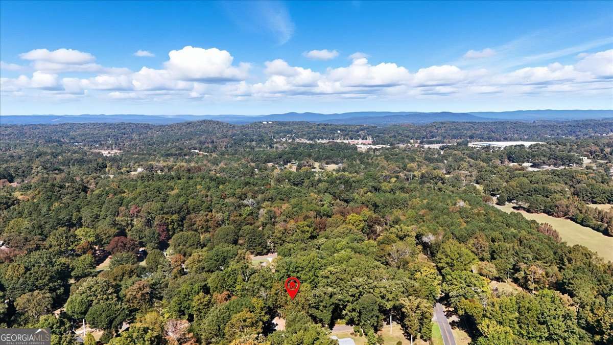 7 Thrushwood Road NE