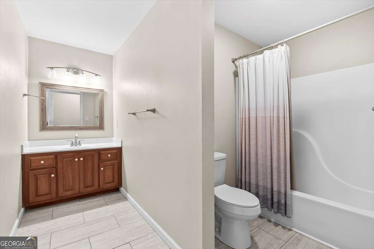 227 Rollingwood Circle NW