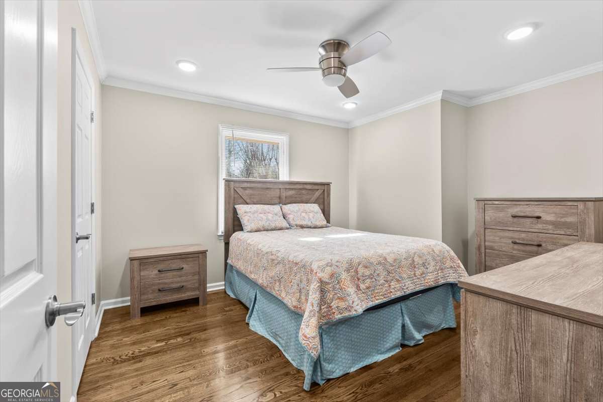 227 Rollingwood Circle NW