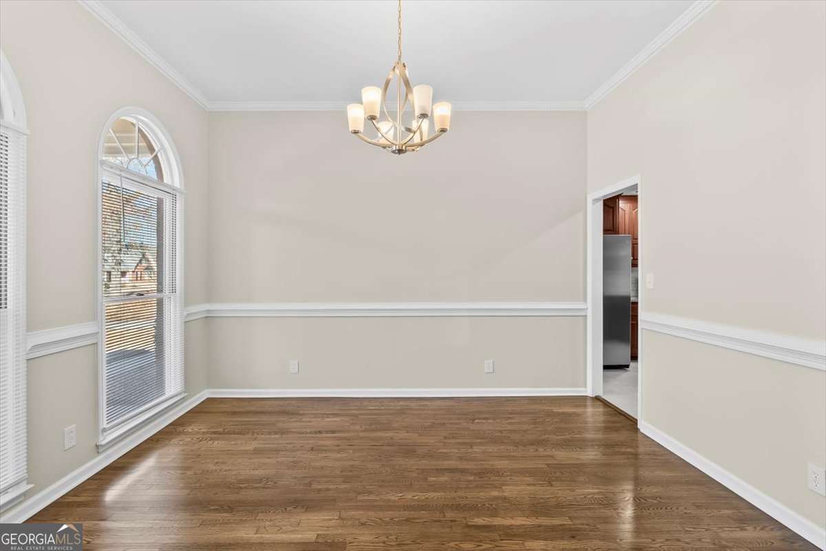 227 Rollingwood Circle NW