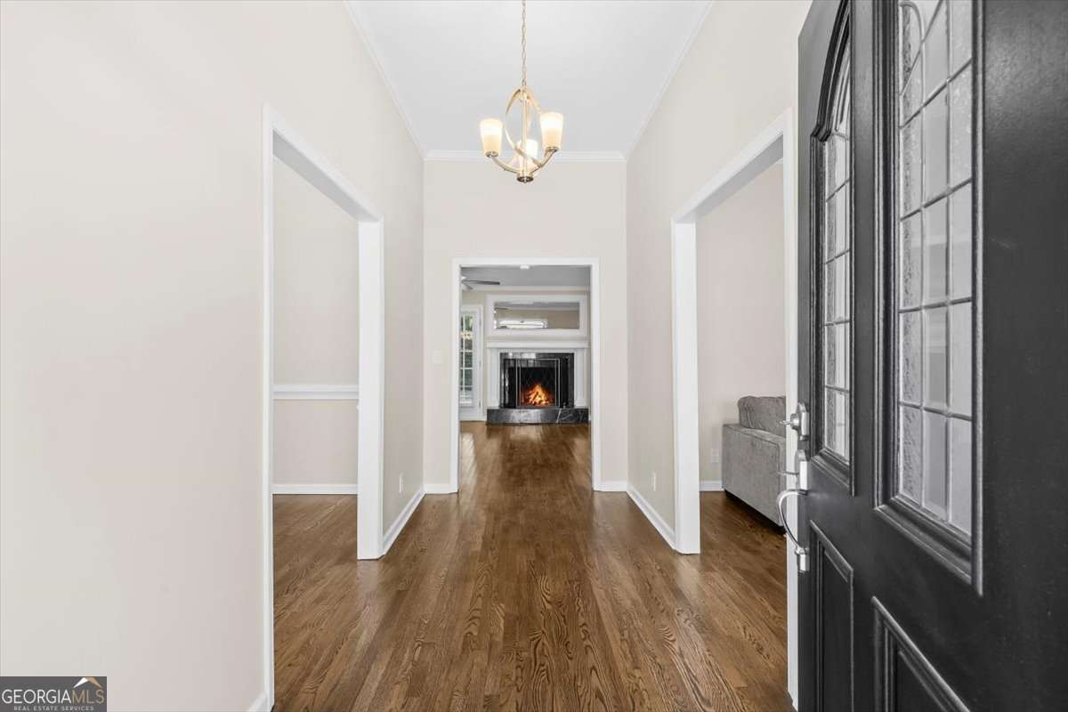 227 Rollingwood Circle NW