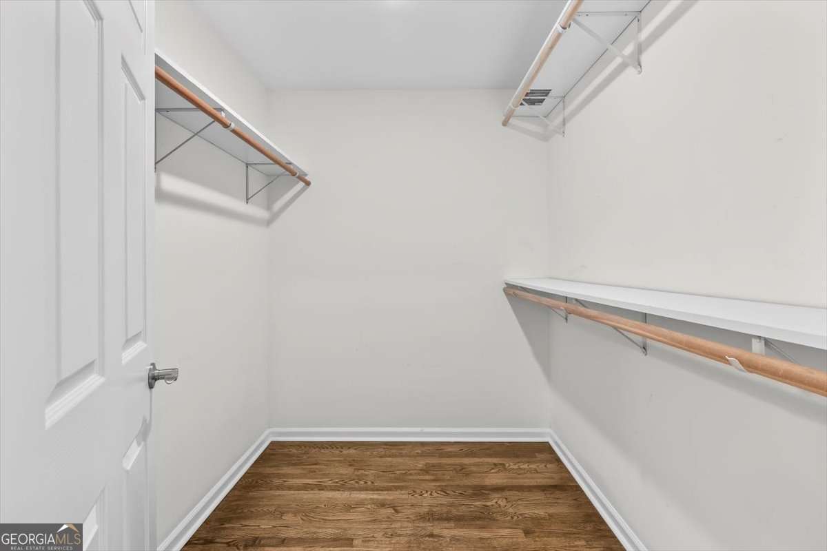 227 Rollingwood Circle NW