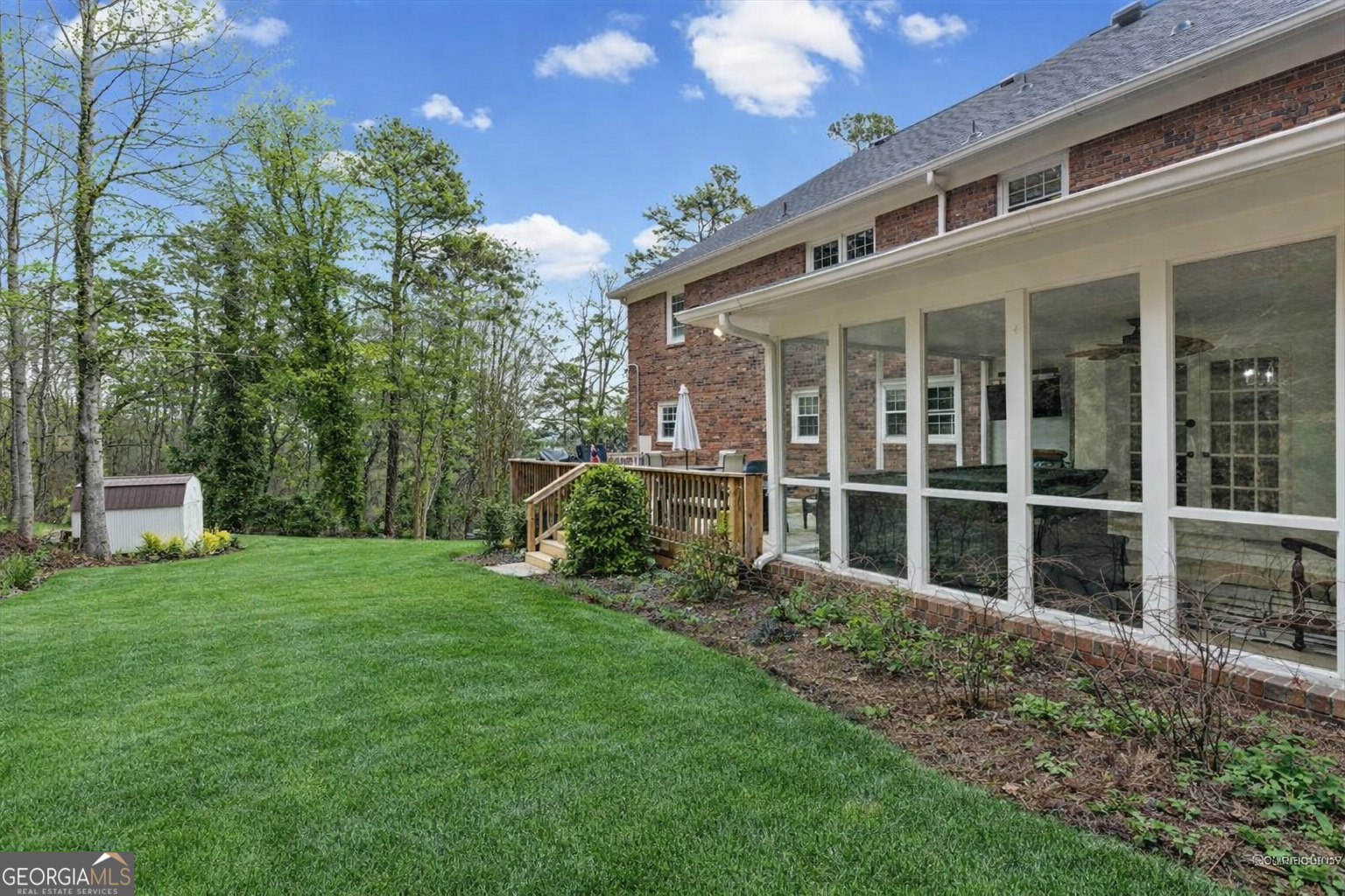 20 Pine Valley Road SW