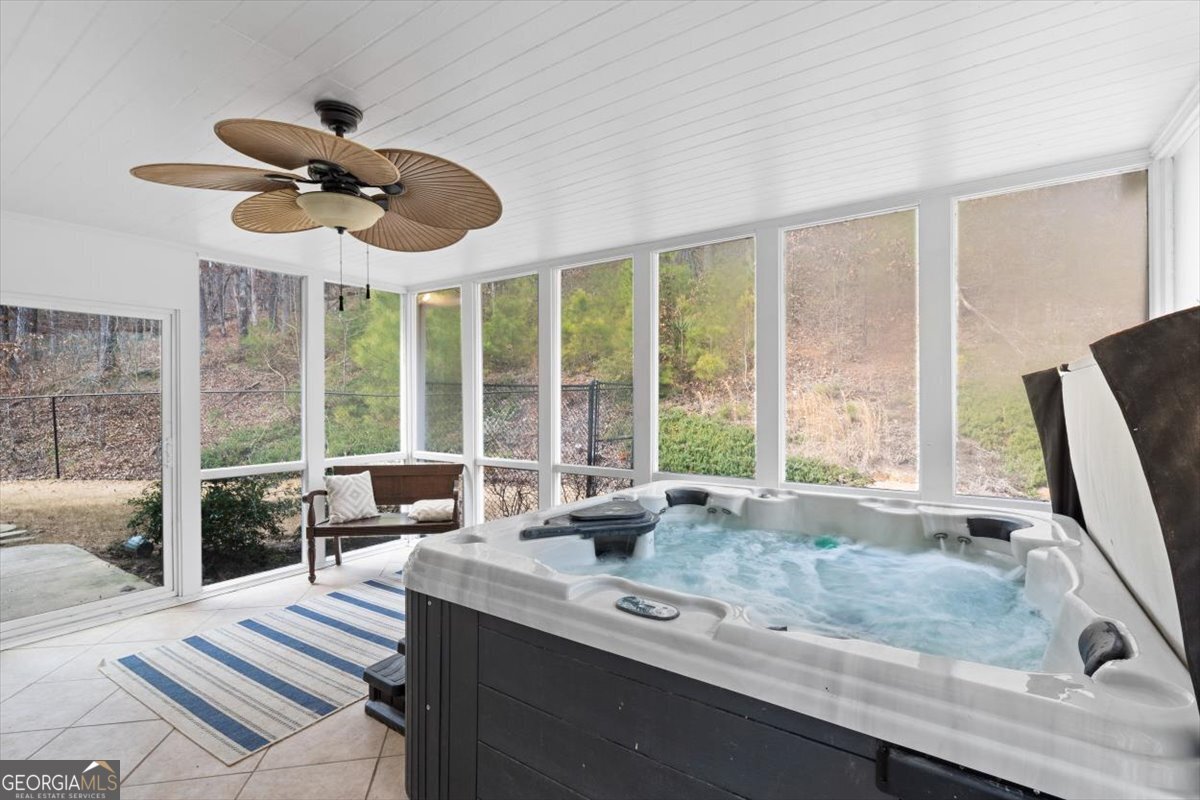 20 Pine Valley Road SW