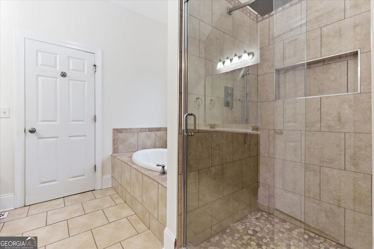 16 Quarter Horse Drive NW