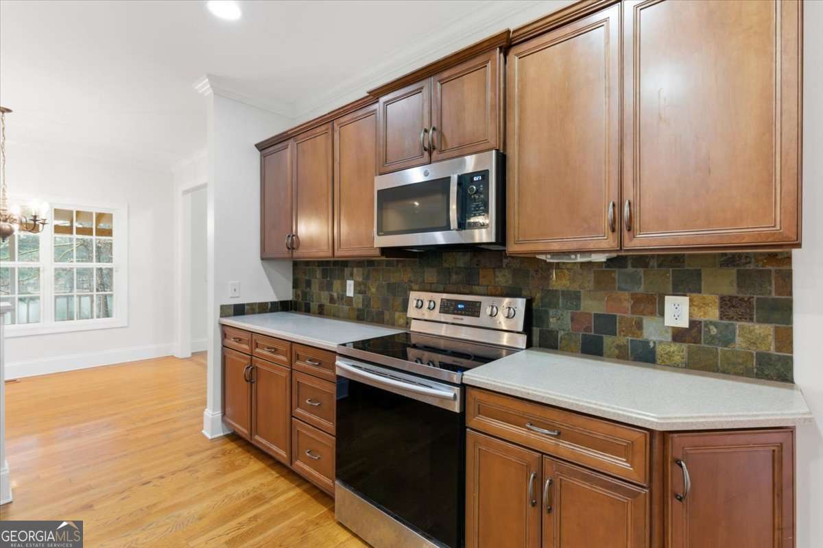 16 Quarter Horse Drive NW