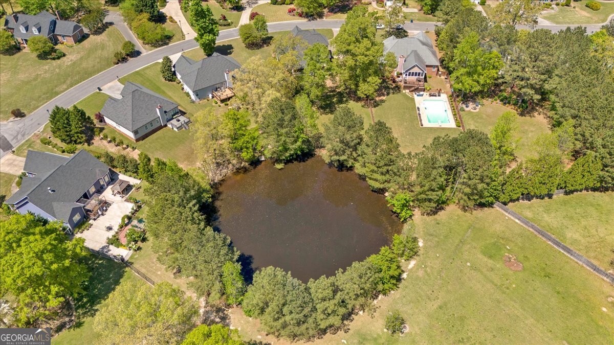 16 Quarter Horse Drive NW