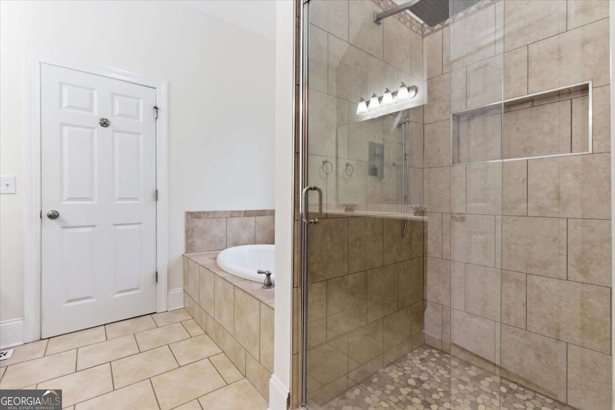 16 Quarter Horse Drive NW