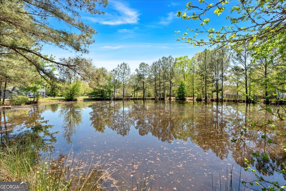 16 Quarter Horse Drive NW