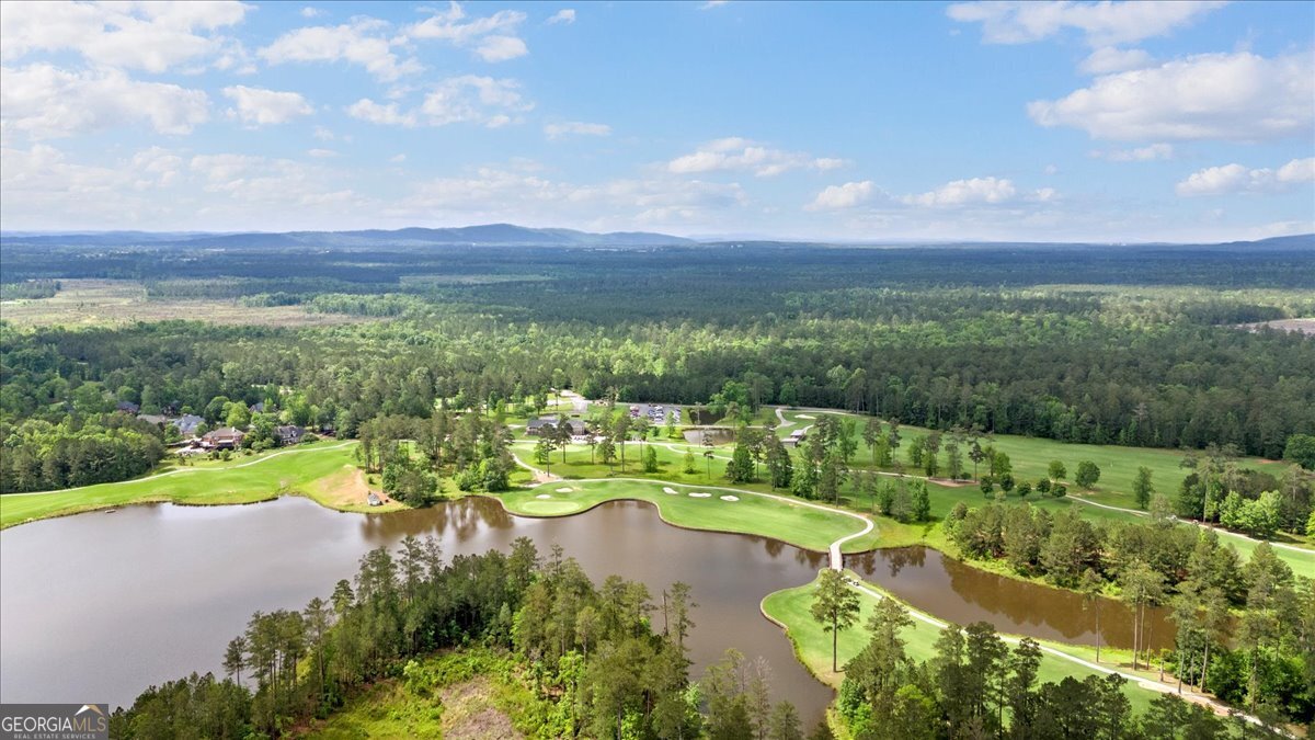 18 Nelson Boulevard NW