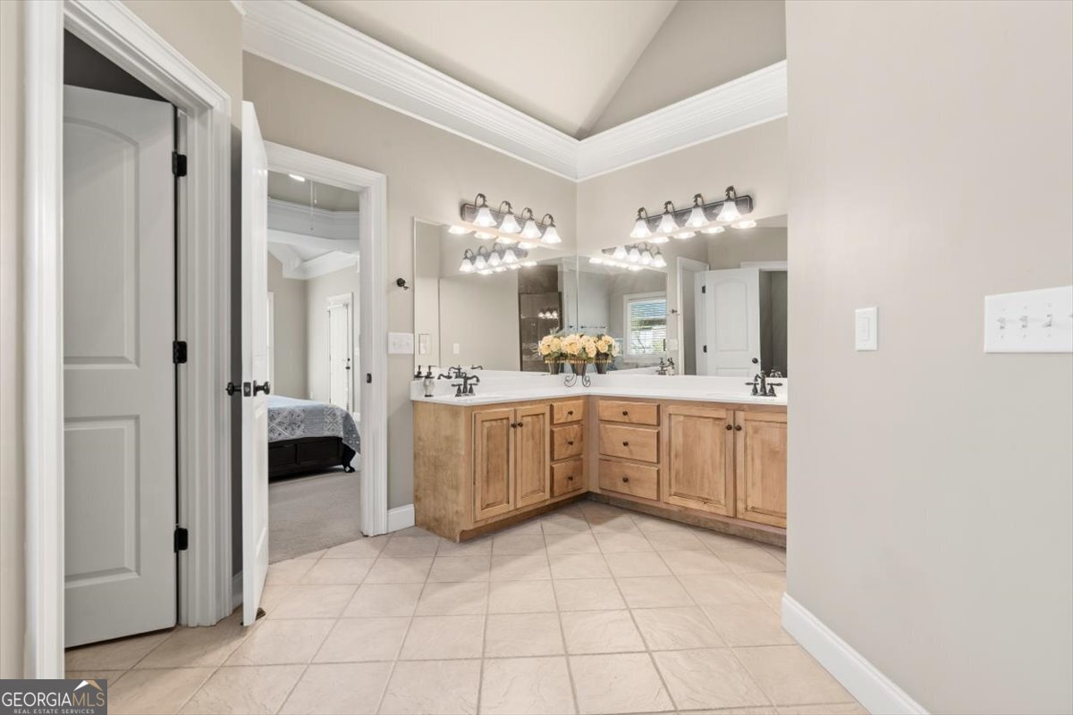 18 Nelson Boulevard NW