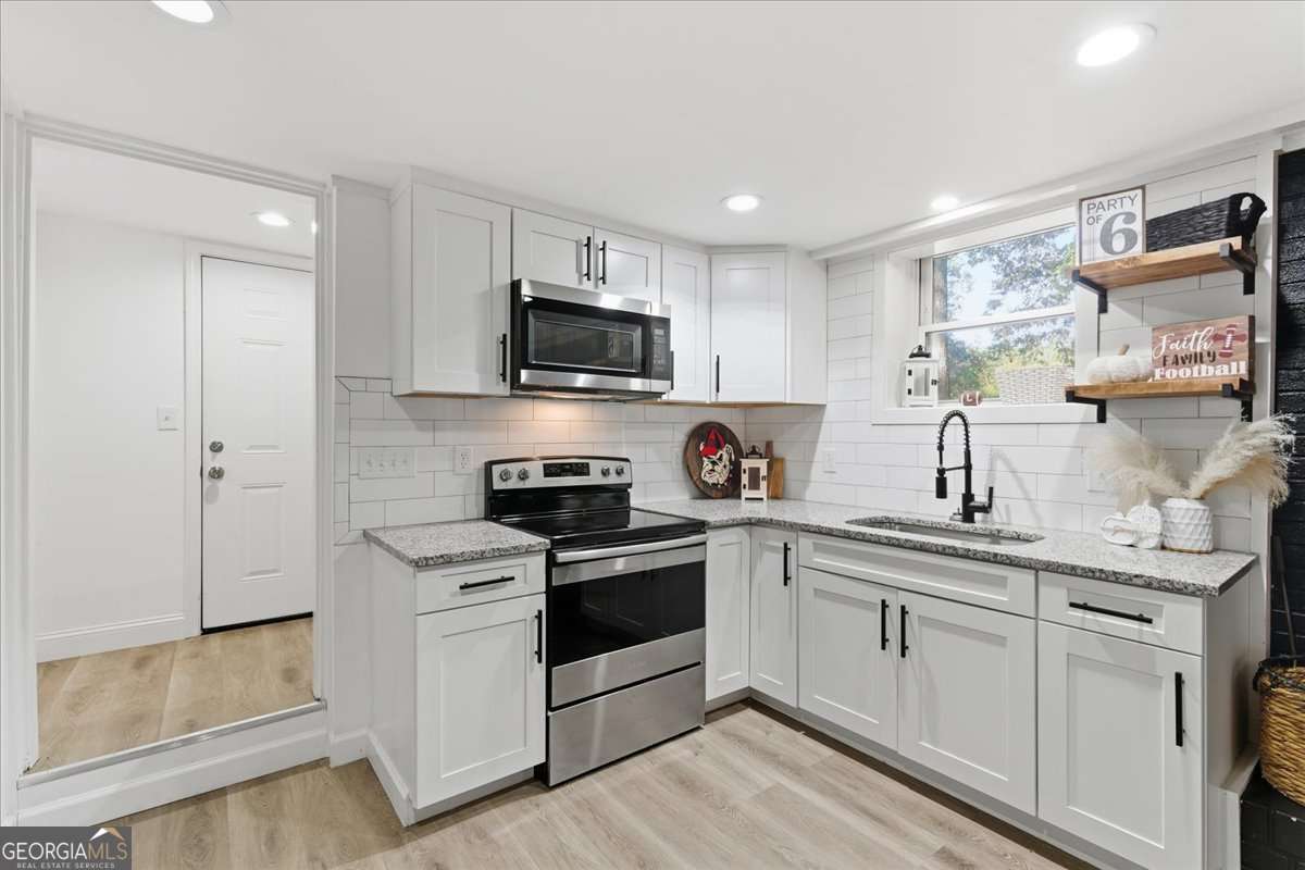 7 Thrushwood Road NE