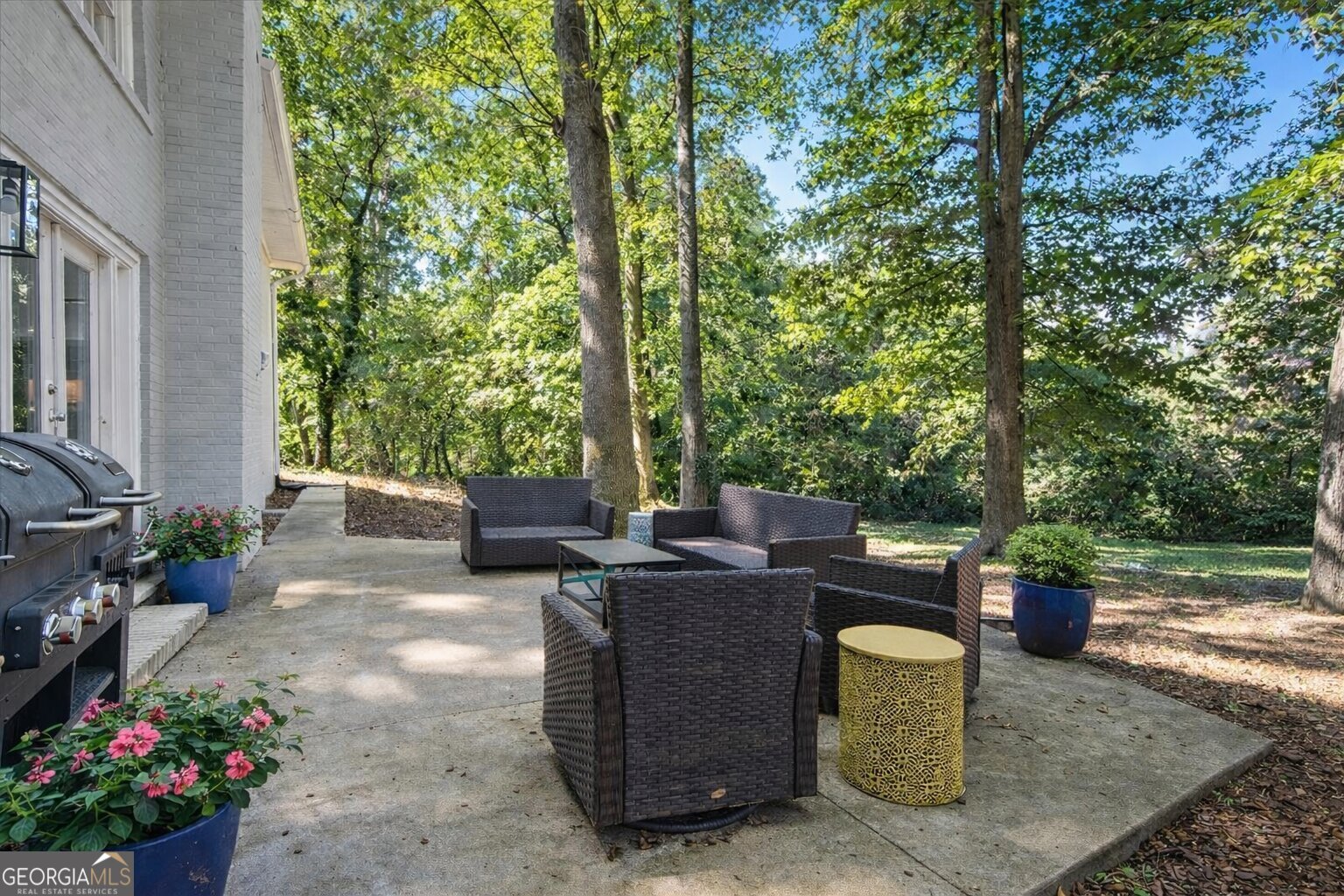 7 Thrushwood Road NE