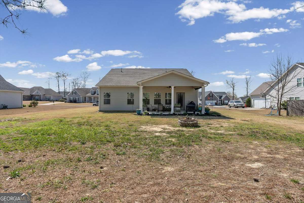 11 Rambling Oaks Drive NE