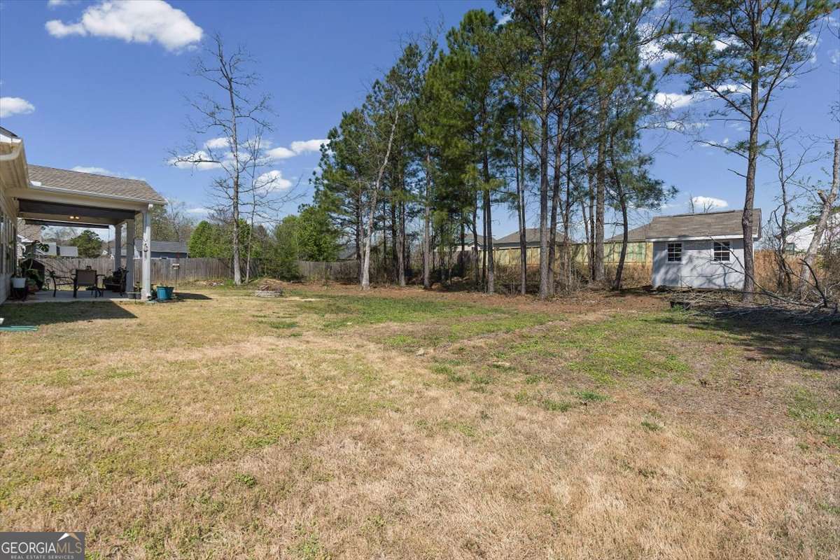 11 Rambling Oaks Drive NE