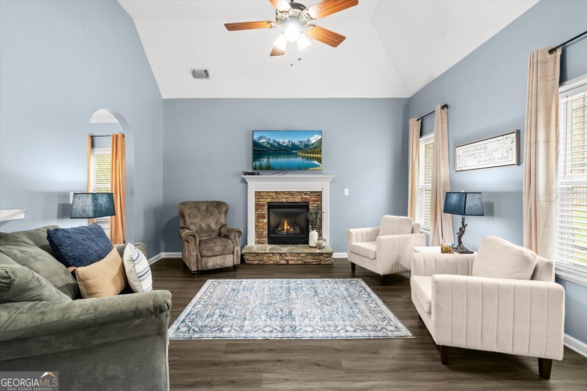 409 Willow Court