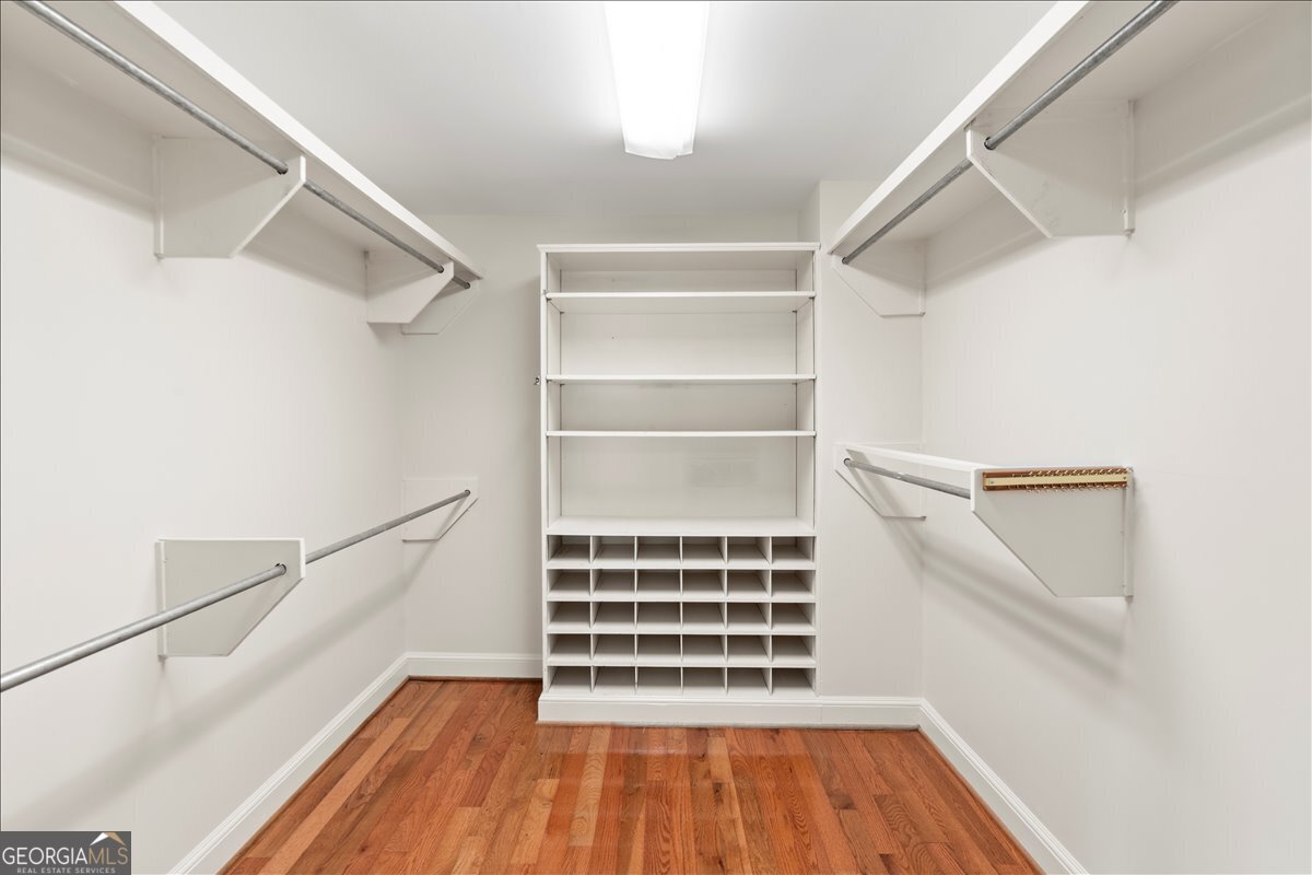 7 Pine Valley Road SW