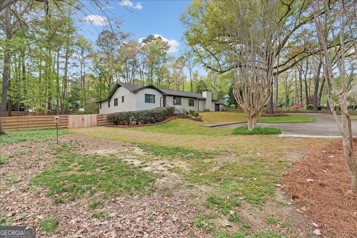 7 Pine Valley Road SW