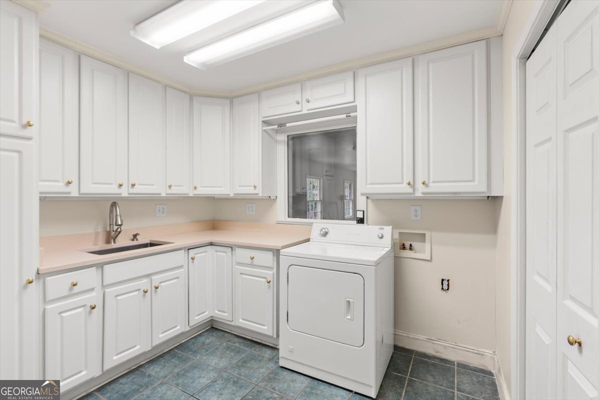 7 Pine Valley Road SW