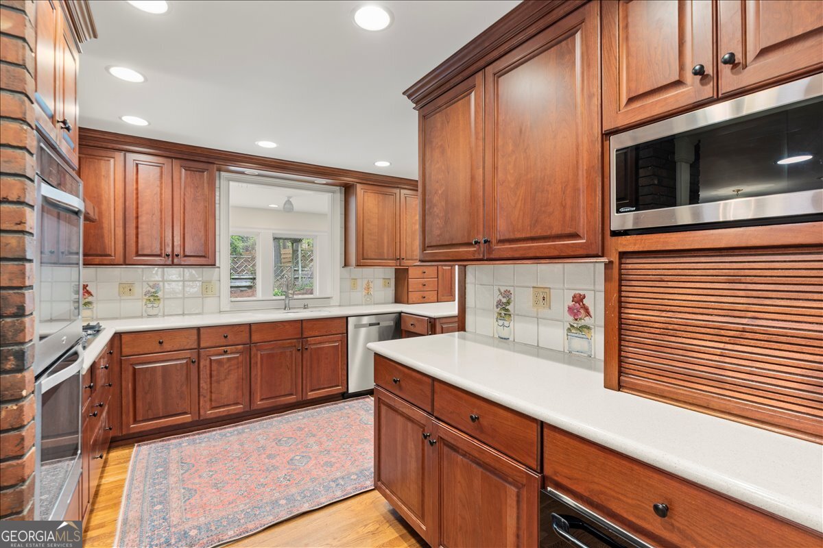 7 Pine Valley Road SW