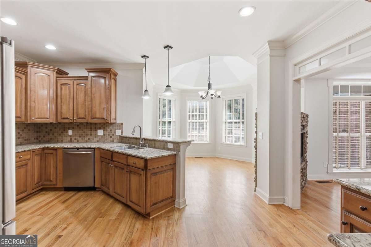 16 Nelson Boulevard NW