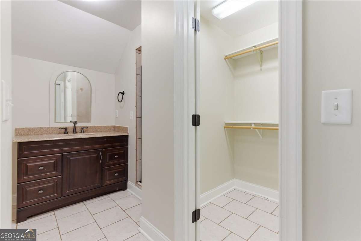 16 Nelson Boulevard NW