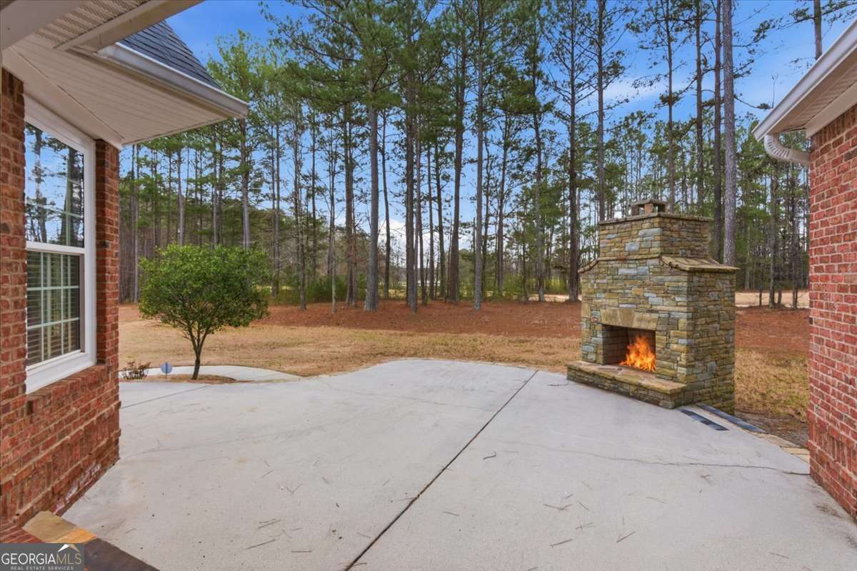 16 Nelson Boulevard NW