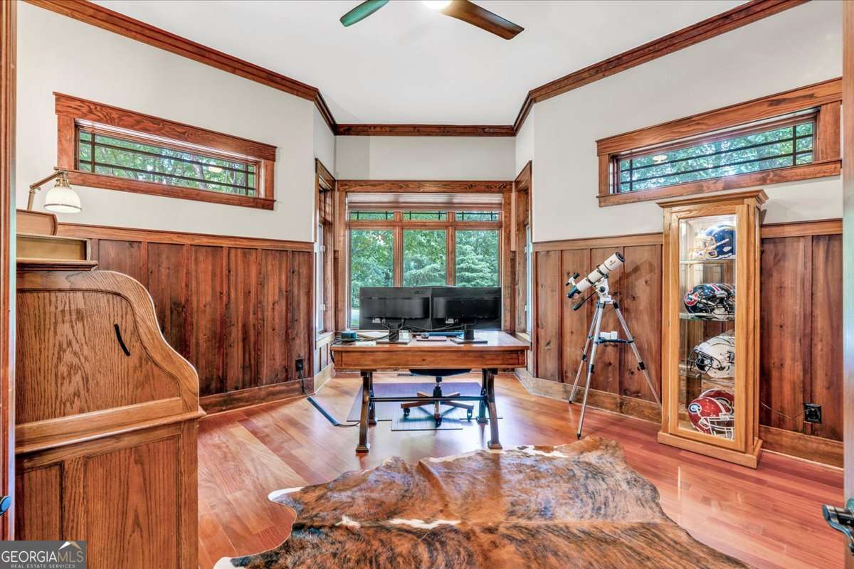 52 Waterside Drive SE