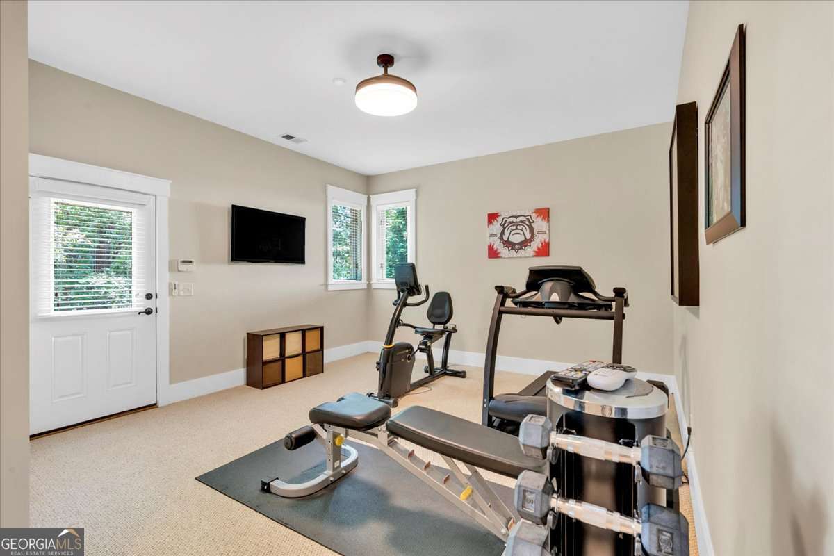 52 Waterside Drive SE