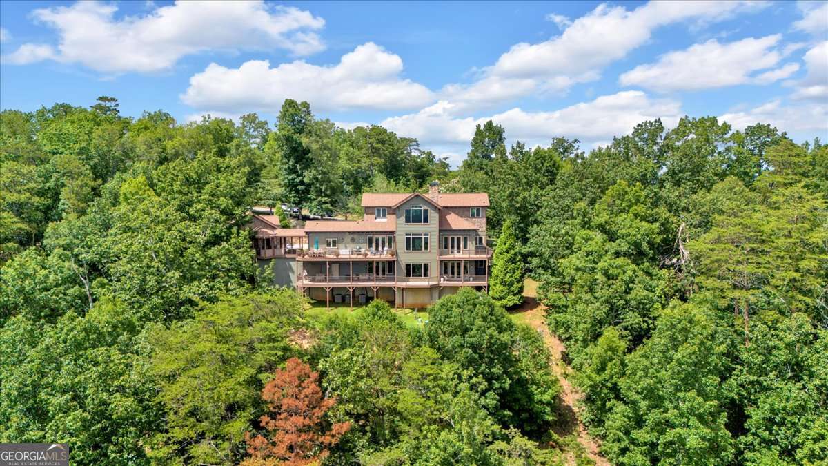 52 Waterside Drive SE