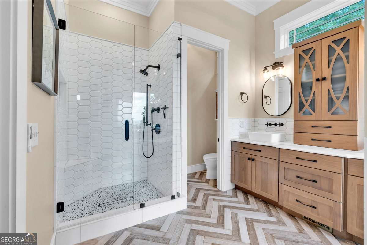 52 Waterside Drive SE