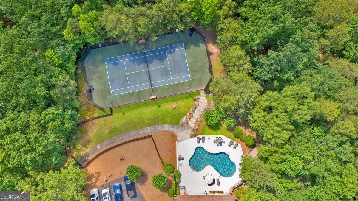 52 Waterside Drive SE