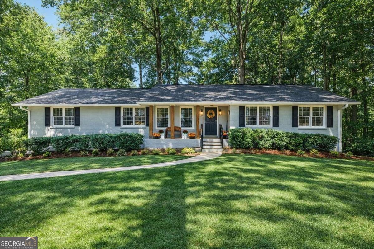 7 Thrushwood Road NE