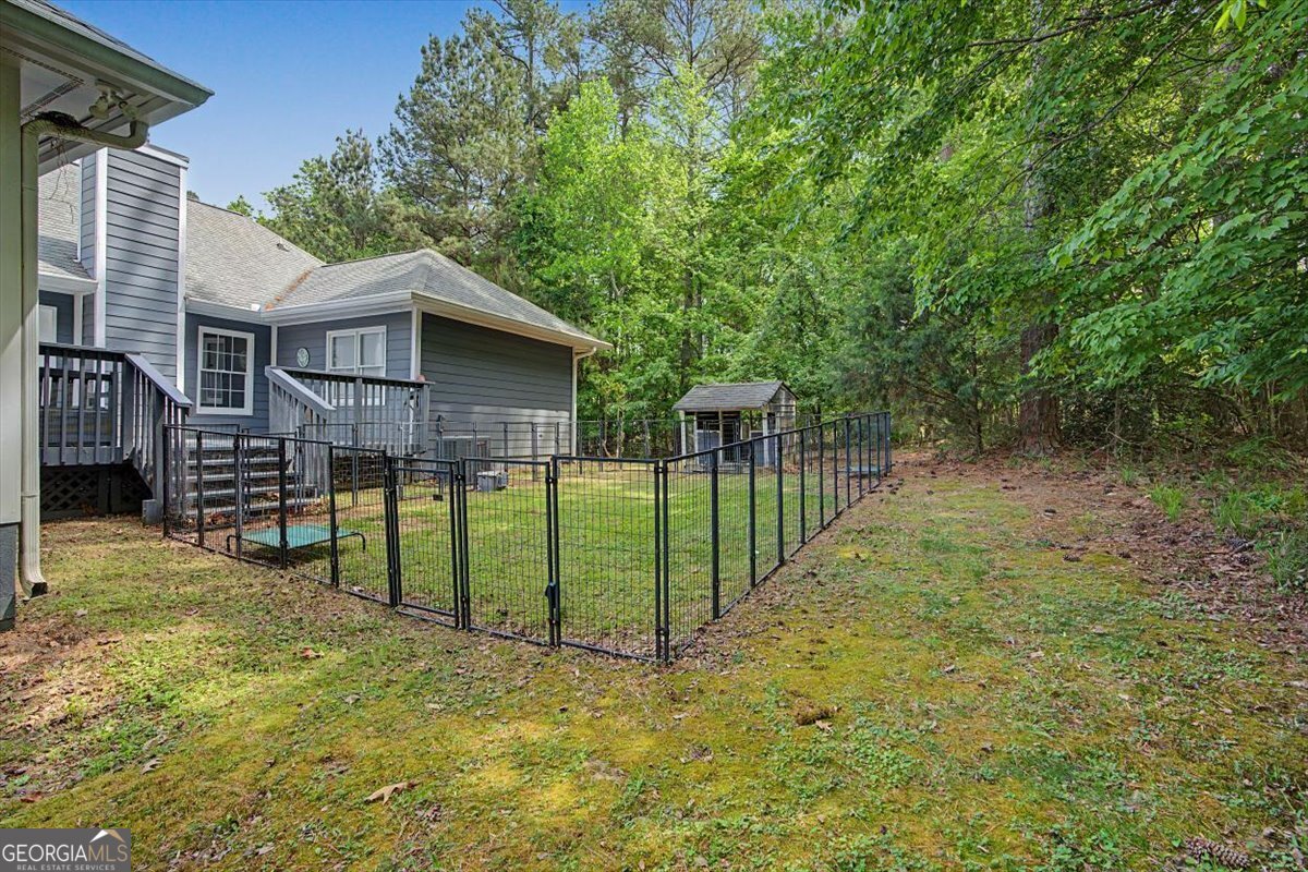 15 Lucas Lane SW