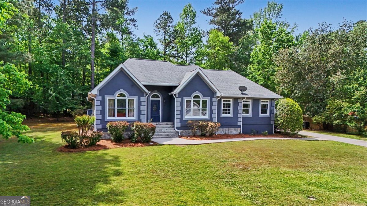 15 Lucas Lane SW