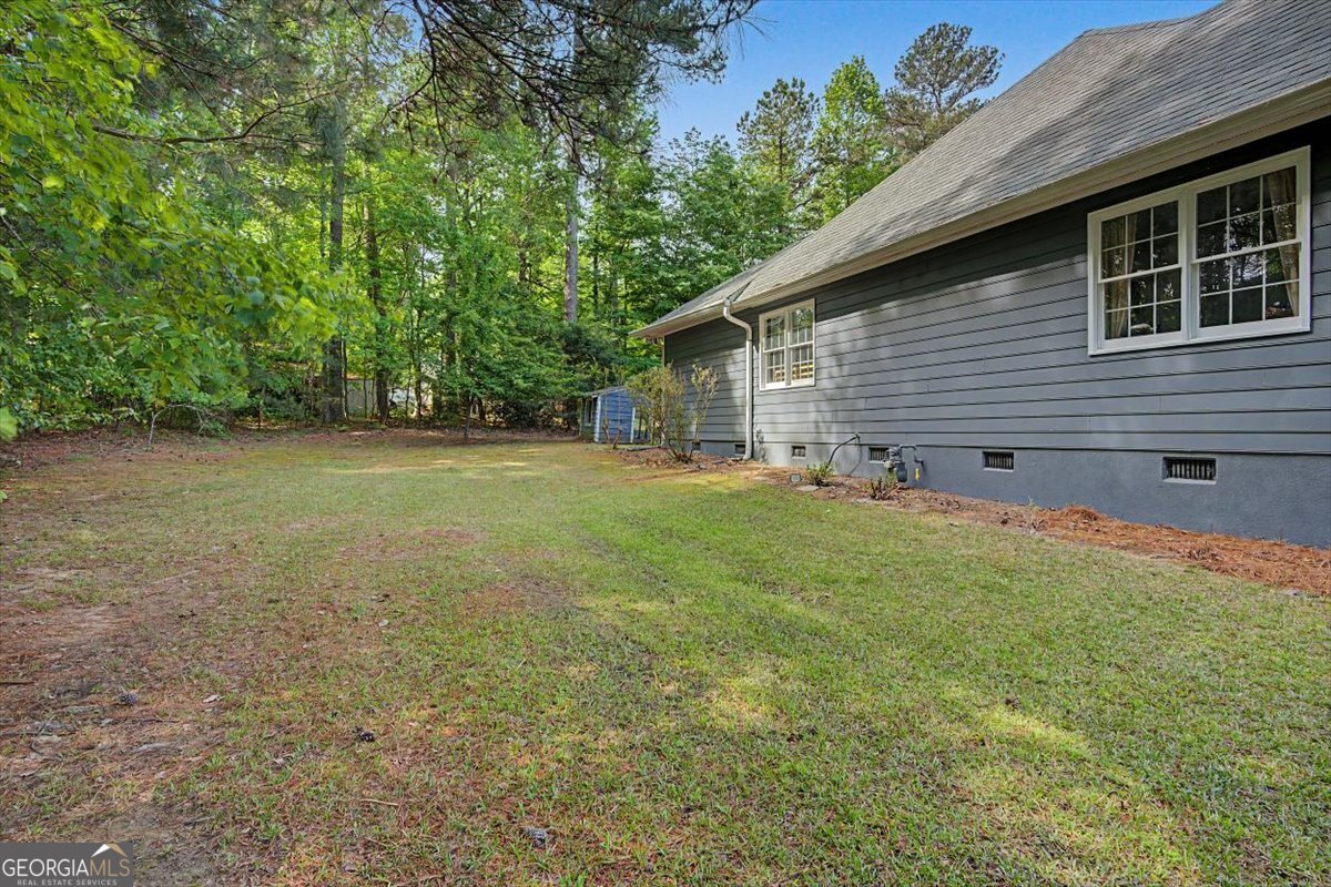 15 Lucas Lane SW