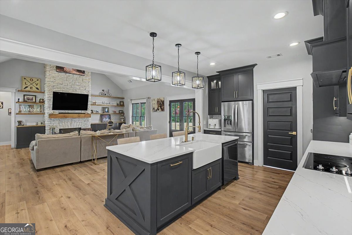 464 Lancaster Road SW