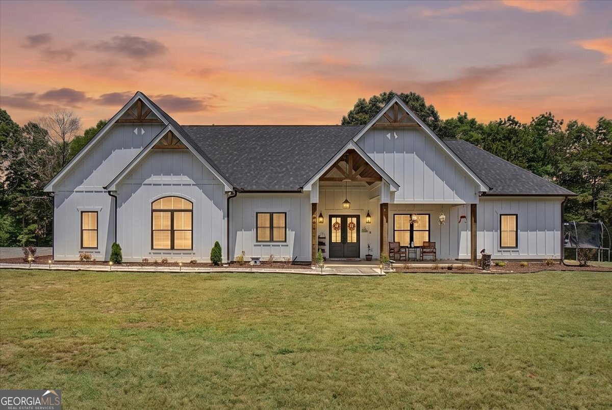464 Lancaster Road SW