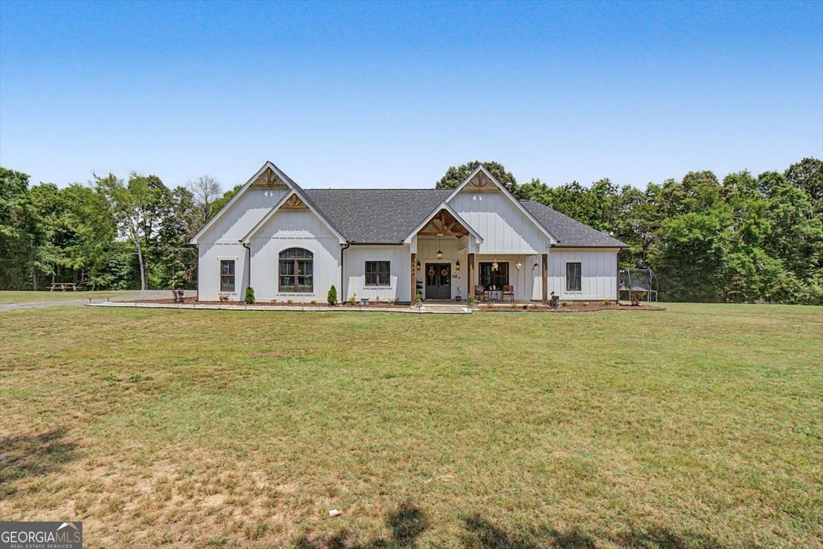 464 Lancaster Road SW