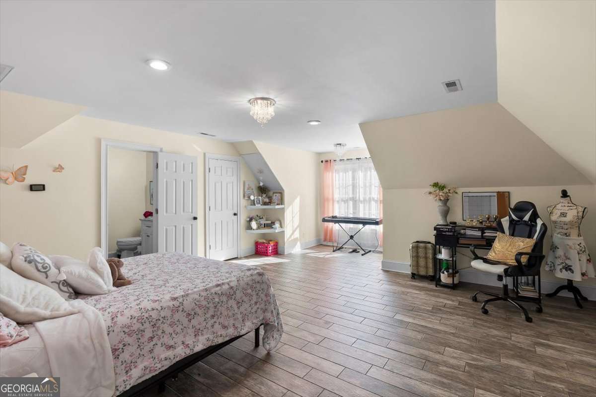1746 Wayside Road