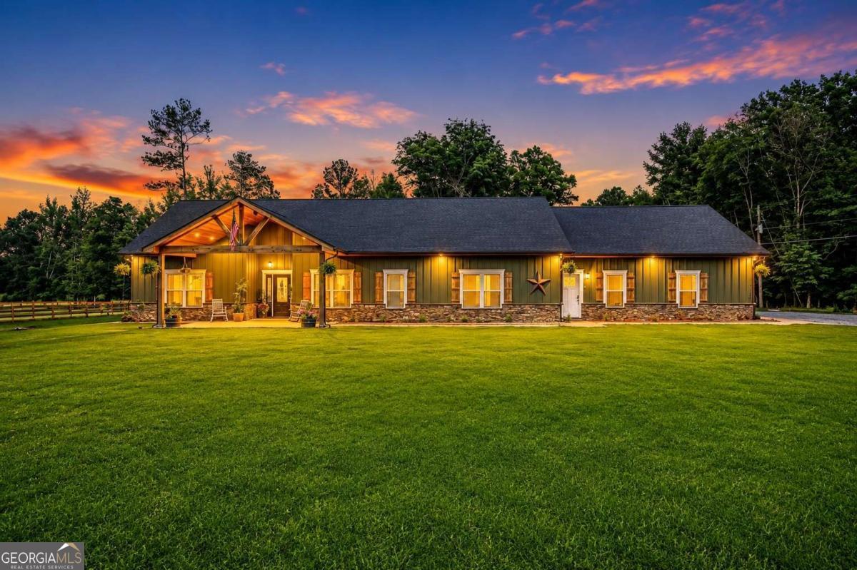 1282 Radio Springs Road SW