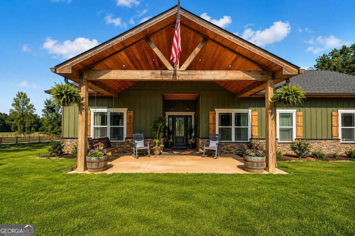 1282 Radio Springs Road SW