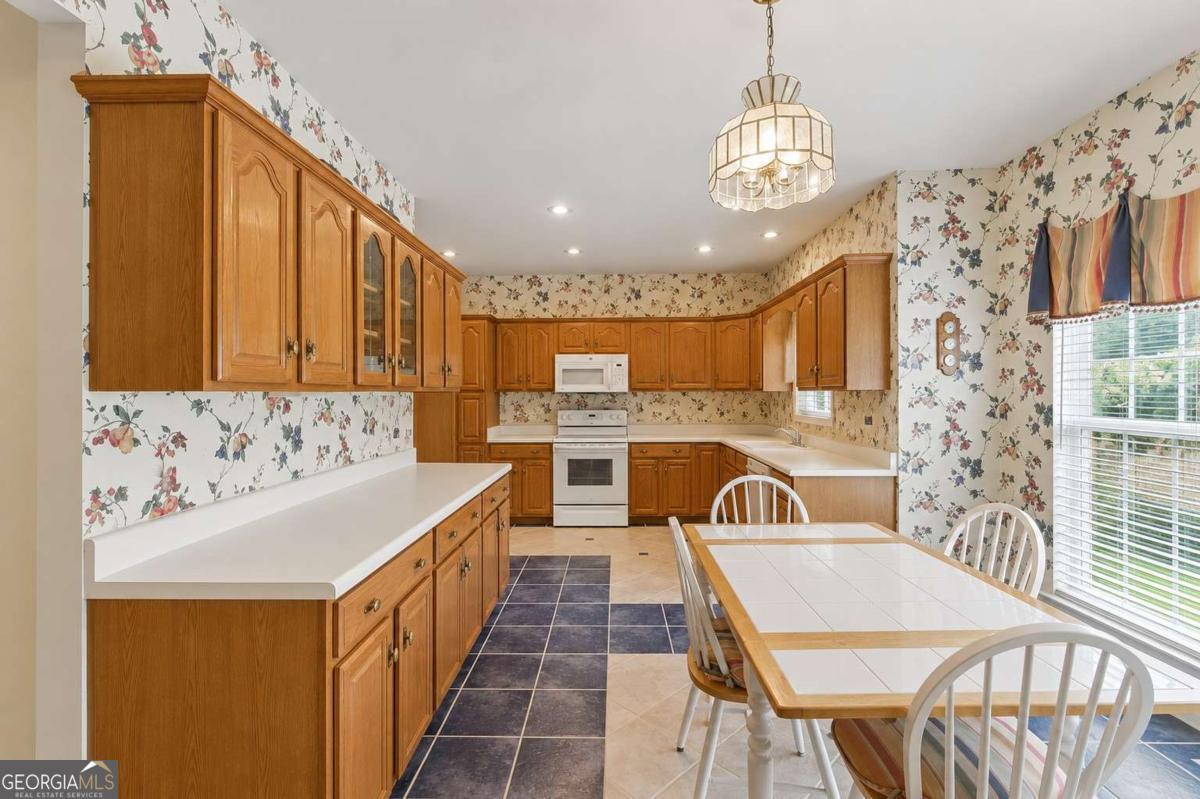 3 Belmont Court SE