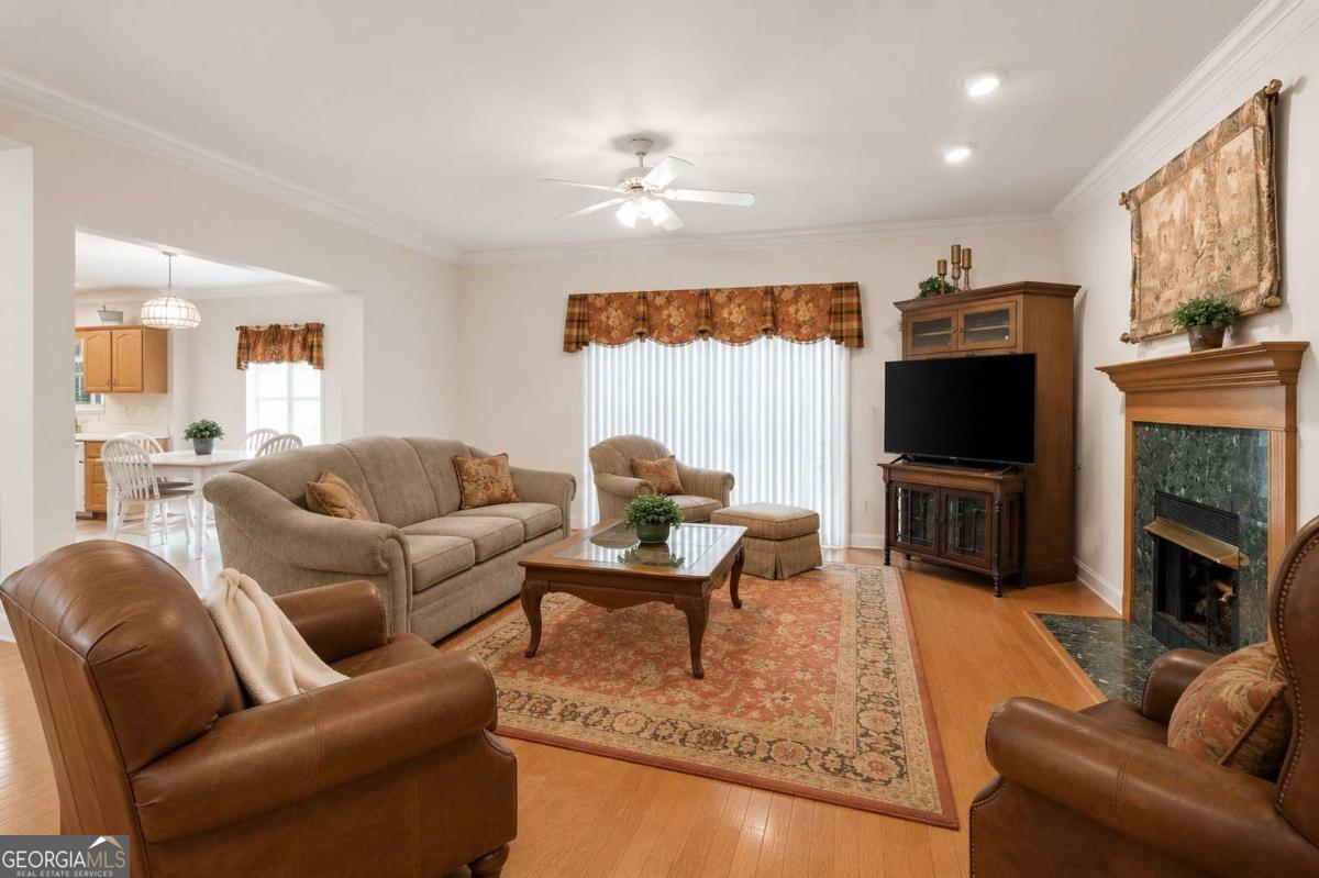 3 Belmont Court SE