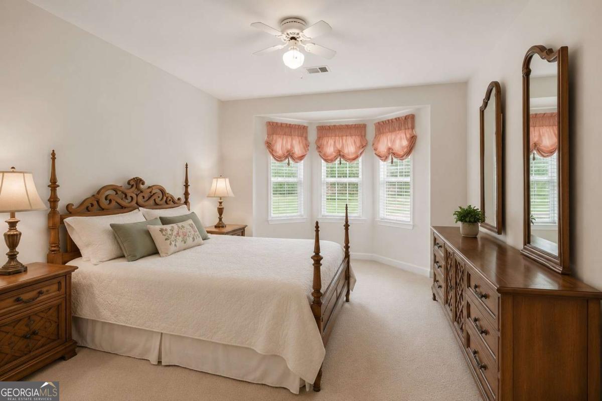 3 Belmont Court SE