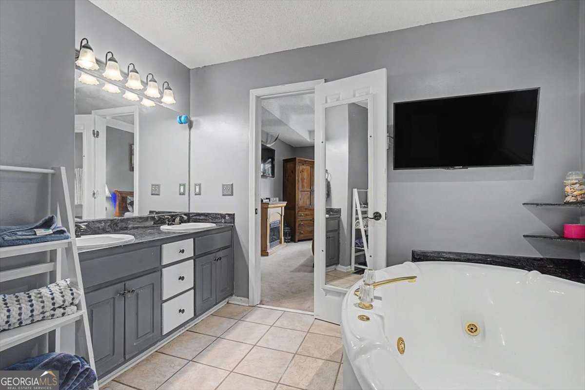 32 Country Meadow Way NW