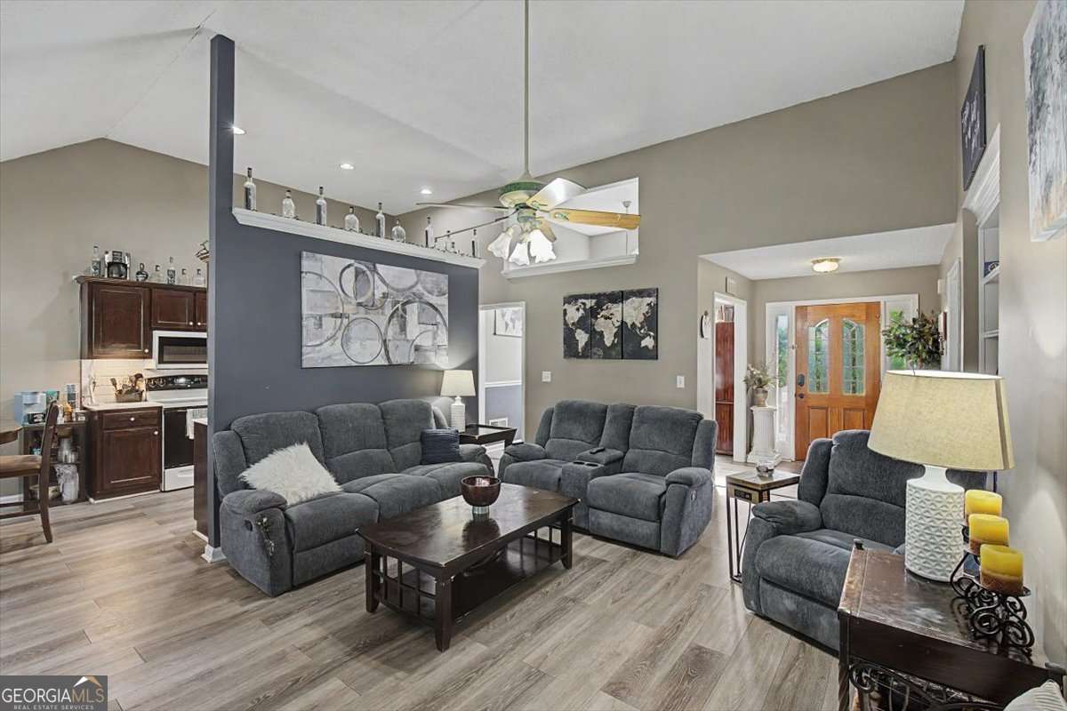 32 Country Meadow Way NW