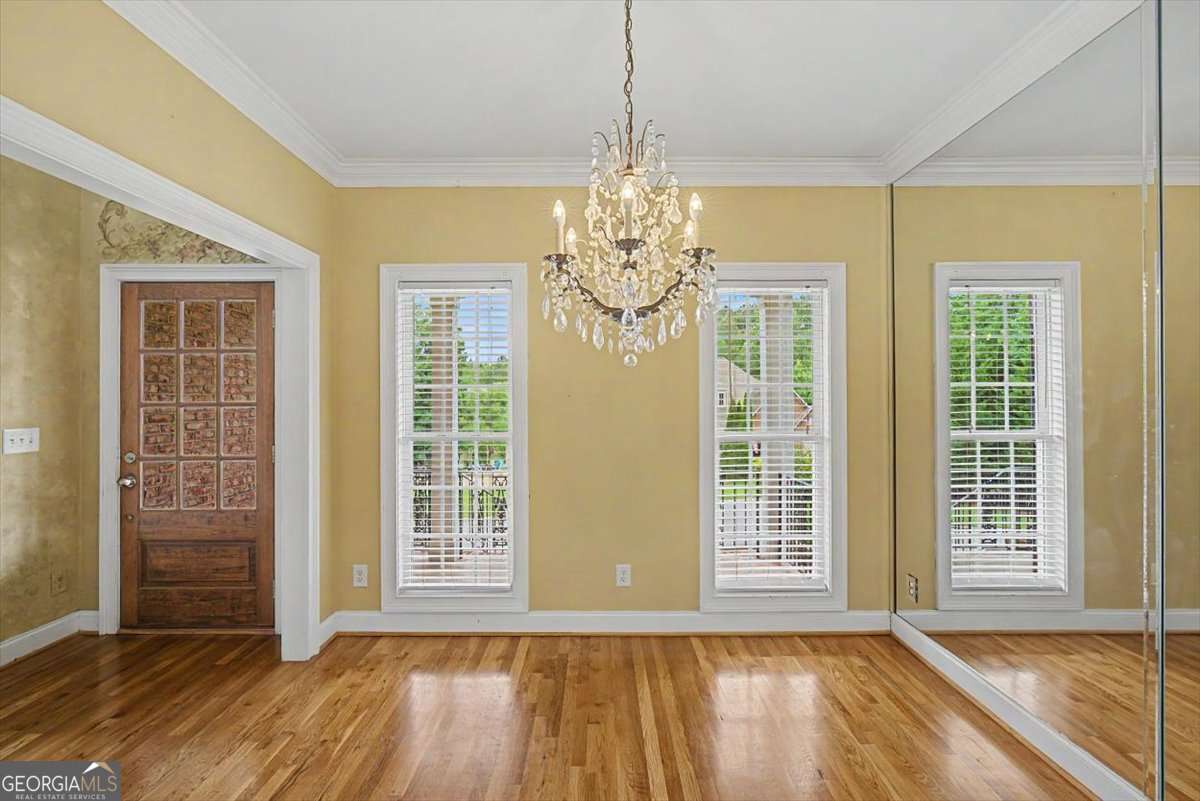 6 Stonebrook Drive SW